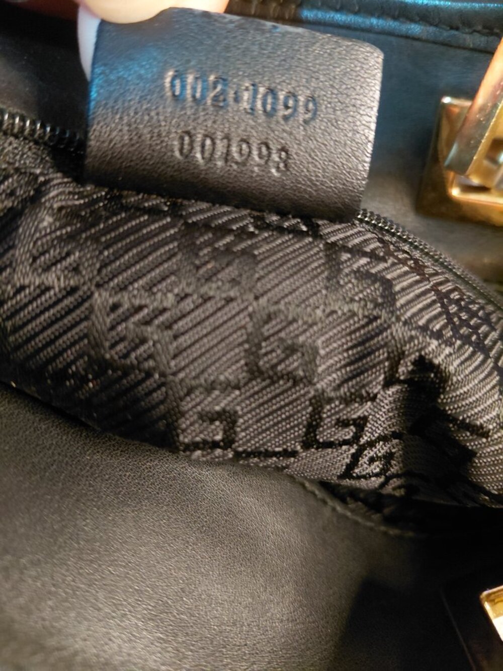 Vintage Gucci black quilted leather matelassé mini tote shoulder bag - Picture 11 of 12